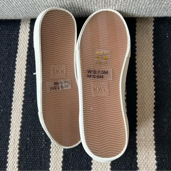 Madewell • Sidewalk High-Top Sneakers in Spot Mix Suede • Size 7.5 - Picture 9 of 9